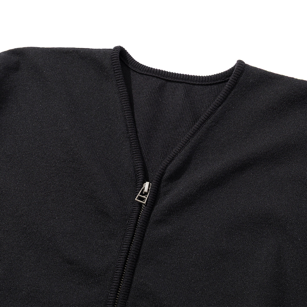 ZIP CARDIGAN